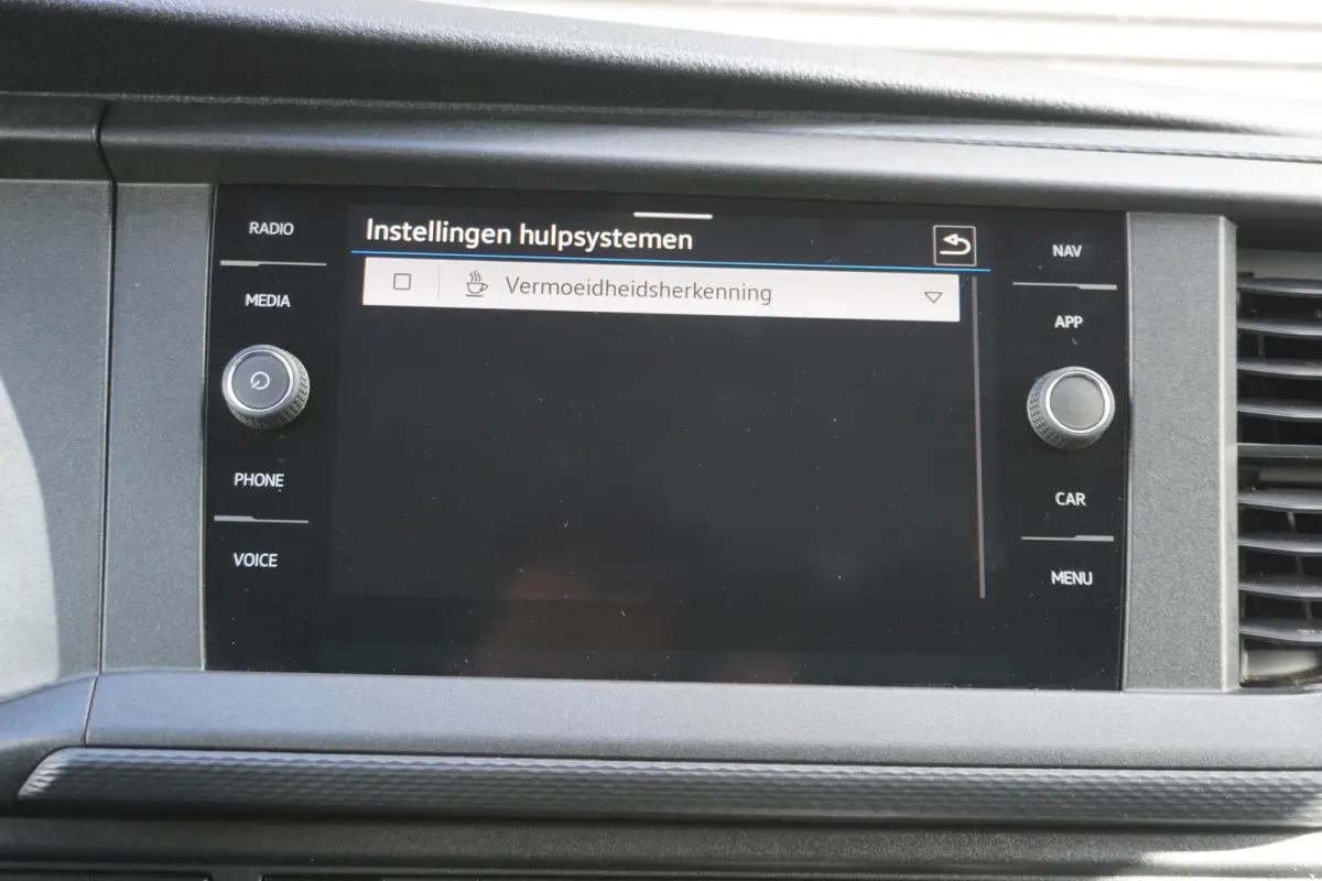 199pk Automat L1H1 LED Navigatie Camera parkeersensoren Apple Carplay Trekhaak