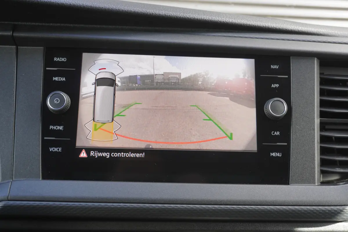 199pk Automat L1H1 LED Navigatie Camera parkeersensoren Apple Carplay Trekhaak