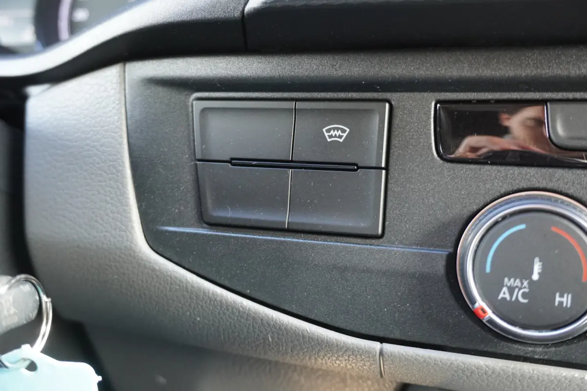 199pk Automat L1H1 LED Navigatie Camera parkeersensoren Apple Carplay Trekhaak