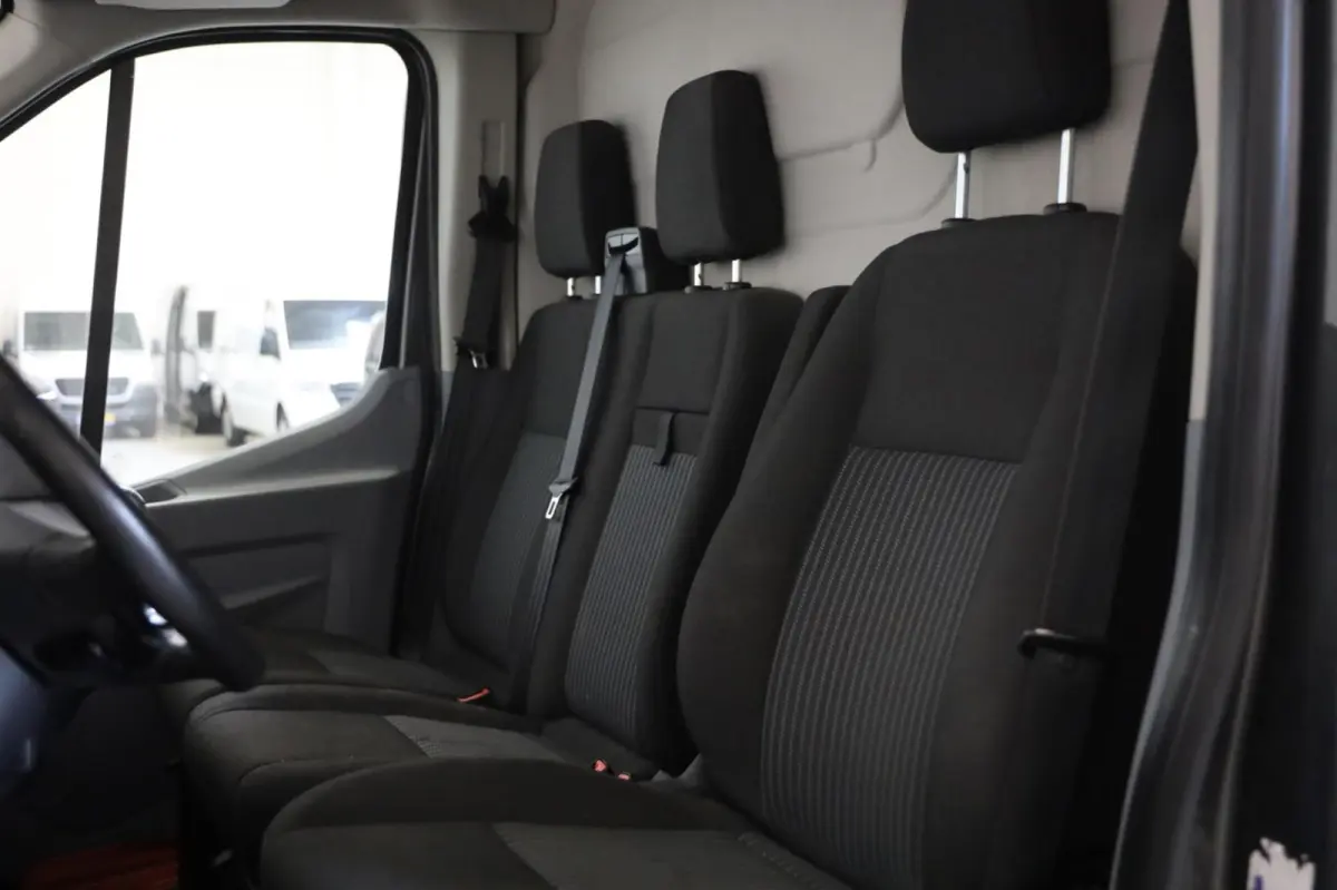 350 2.0 TDCI L4/H3 170PK GRIJS Limited RWD CAMERA PDC AIRCO CRUISE CONTROL TOPSTAAT LEASE V/A €142,- p.m. INRUIL MOG