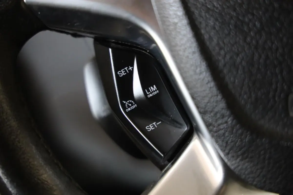 350 2.0 TDCI L4/H3 170PK GRIJS Limited RWD CAMERA PDC AIRCO CRUISE CONTROL TOPSTAAT LEASE V/A €142,- p.m. INRUIL MOG