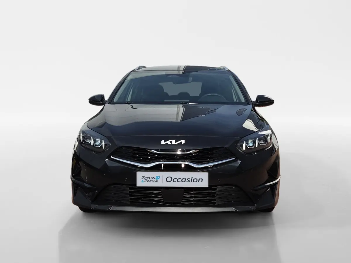 1.0 T-GDi DynamicLine | All-season banden | BTW-auto | Achteruitrijcamera | Parkeersensoren voor- en achter | Navi | Apple/Android Carplay | Cruise & Climate control | NAP