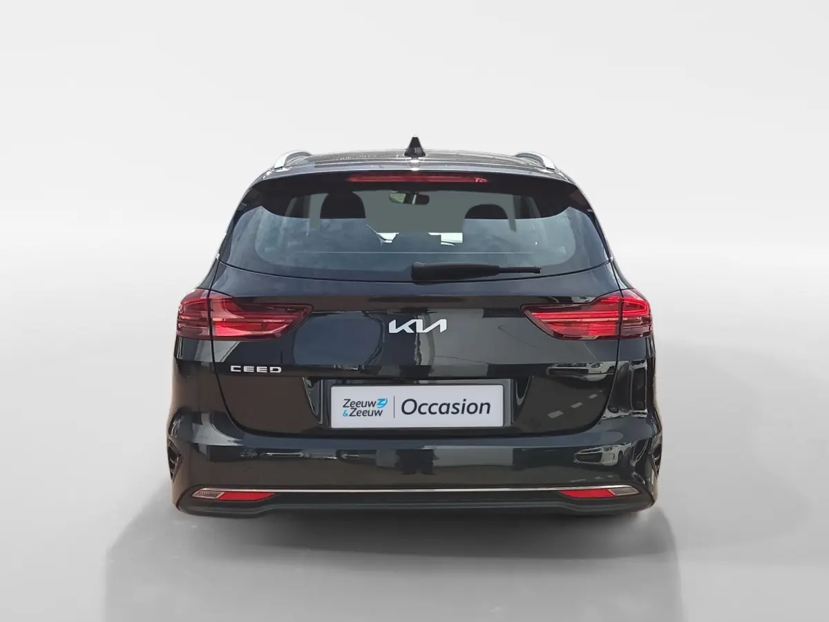 1.0 T-GDi DynamicLine | All-season banden | BTW-auto | Achteruitrijcamera | Parkeersensoren voor- en achter | Navi | Apple/Android Carplay | Cruise & Climate control | NAP