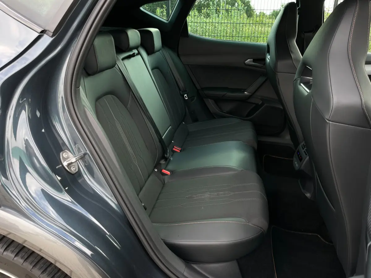 1.4 e-Hybrid VZ Performance | Carplay | Camera | PDC | NAVI |