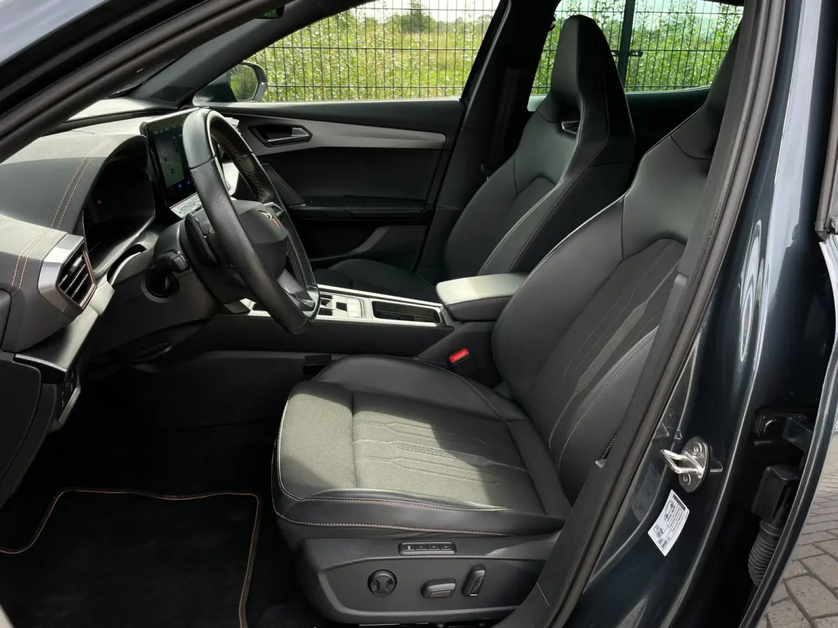 1.4 e-Hybrid VZ Performance | Carplay | Camera | PDC | NAVI |