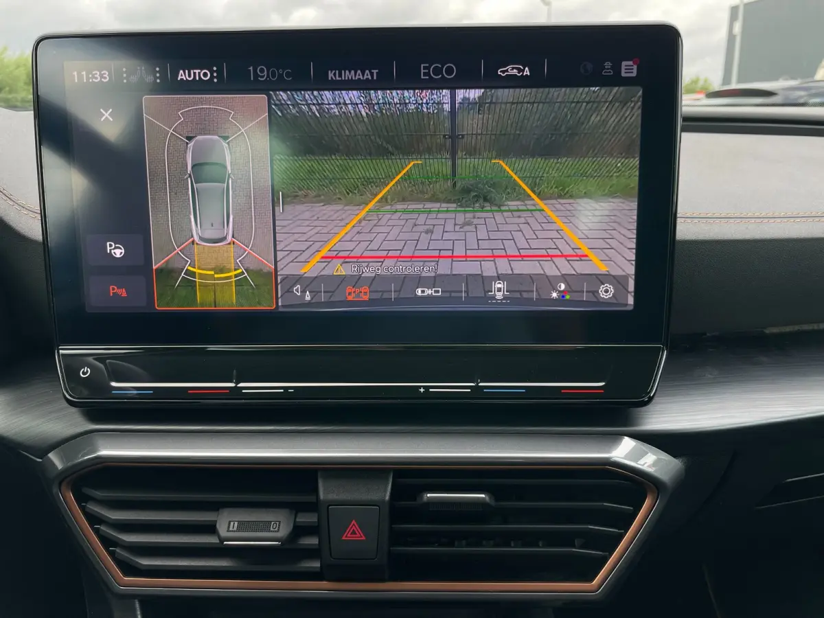 1.4 e-Hybrid VZ Performance | Carplay | Camera | PDC | NAVI |