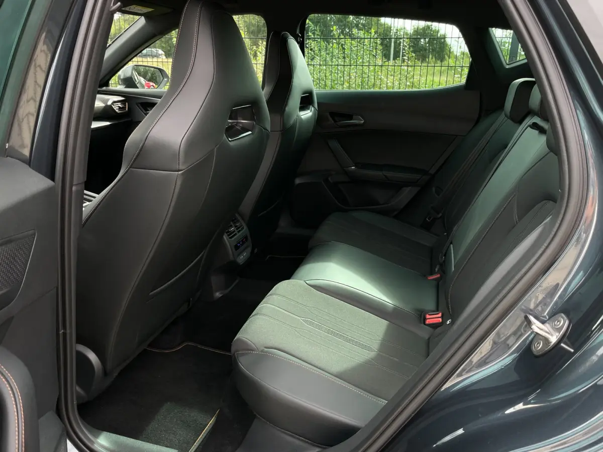 1.4 e-Hybrid VZ Performance | Carplay | Camera | PDC | NAVI |