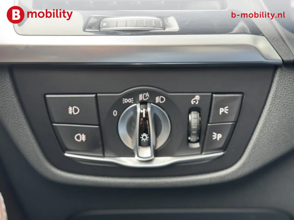 xDrive30i High Executive M-Sport Trekhaak 2400kg | Adaptive Cruise Control | Panoramadak | Head-Up | LED | Harman/kardon