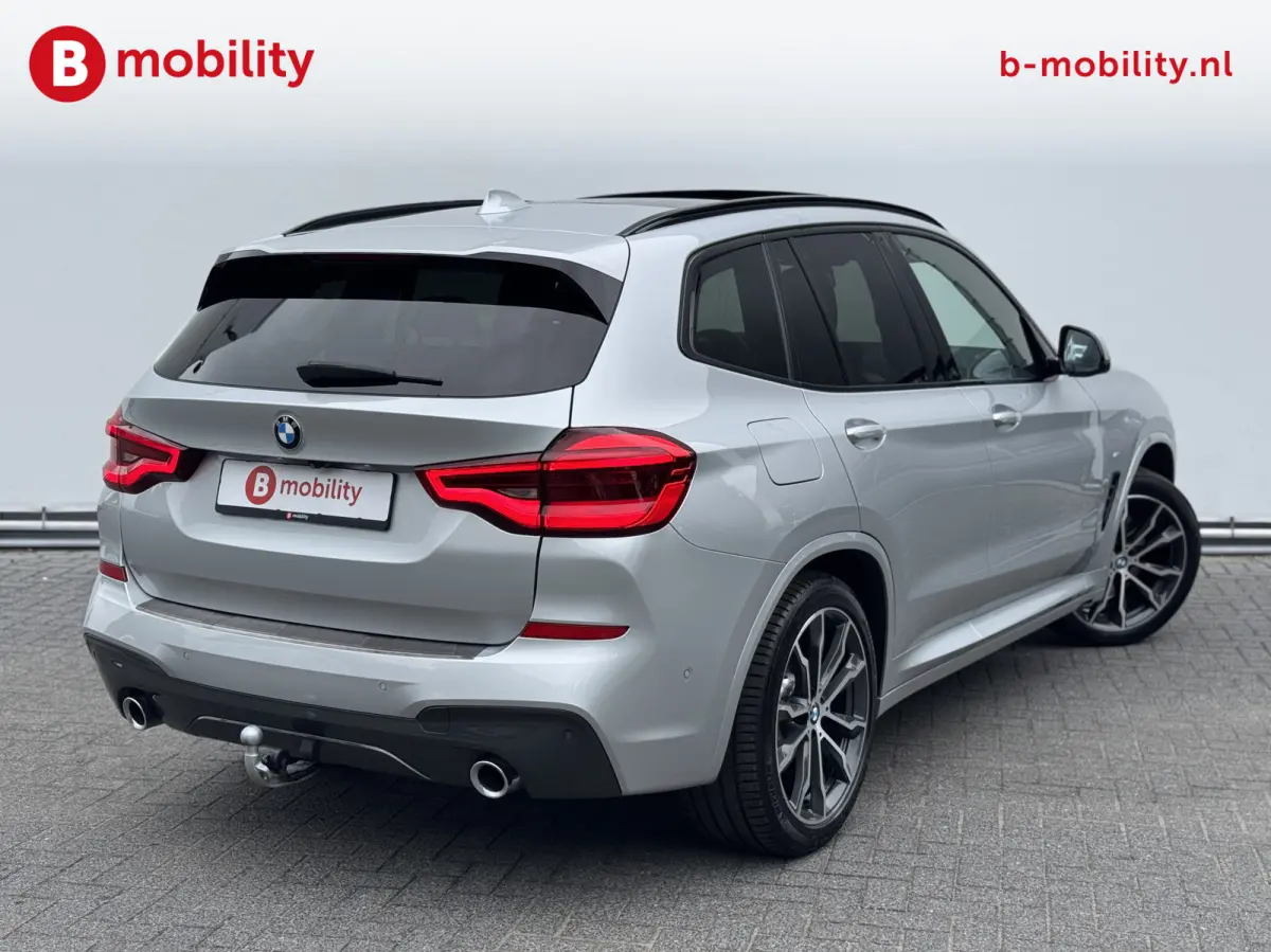 xDrive30i High Executive M-Sport Trekhaak 2400kg | Adaptive Cruise Control | Panoramadak | Head-Up | LED | Harman/kardon