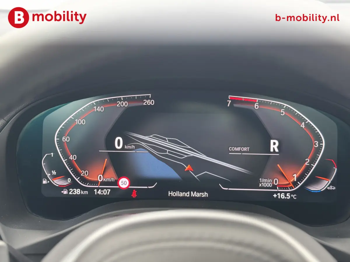 xDrive30i High Executive M-Sport Trekhaak 2400kg | Adaptive Cruise Control | Panoramadak | Head-Up | LED | Harman/kardon