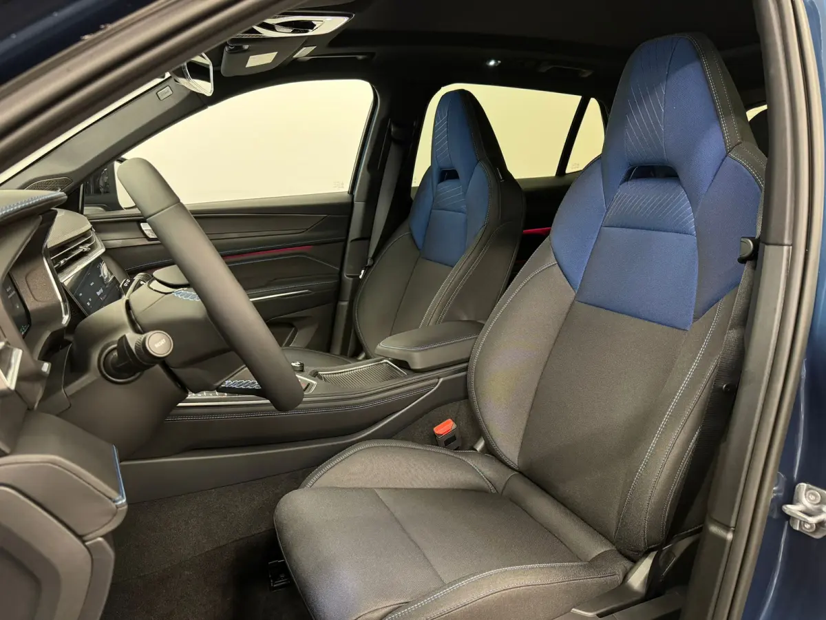 1.5 | 360 Camera | Panoramadak | Adapt. Cruise | Apple Carplay\Android Auto |