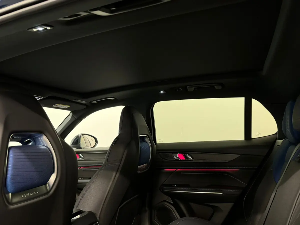 1.5 | 360 Camera | Panoramadak | Adapt. Cruise | Apple Carplay\Android Auto |