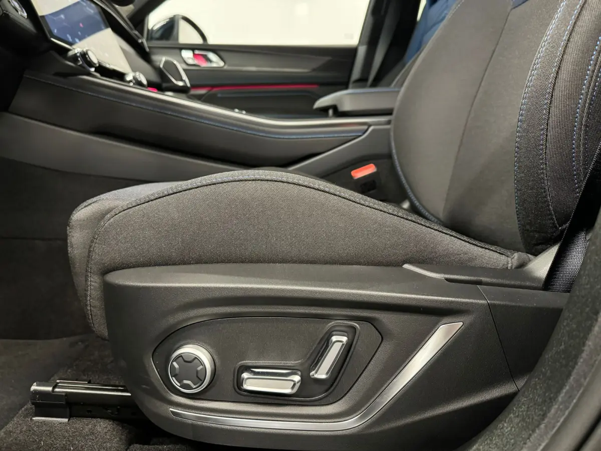 1.5 | 360 Camera | Panoramadak | Adapt. Cruise | Apple Carplay\Android Auto |