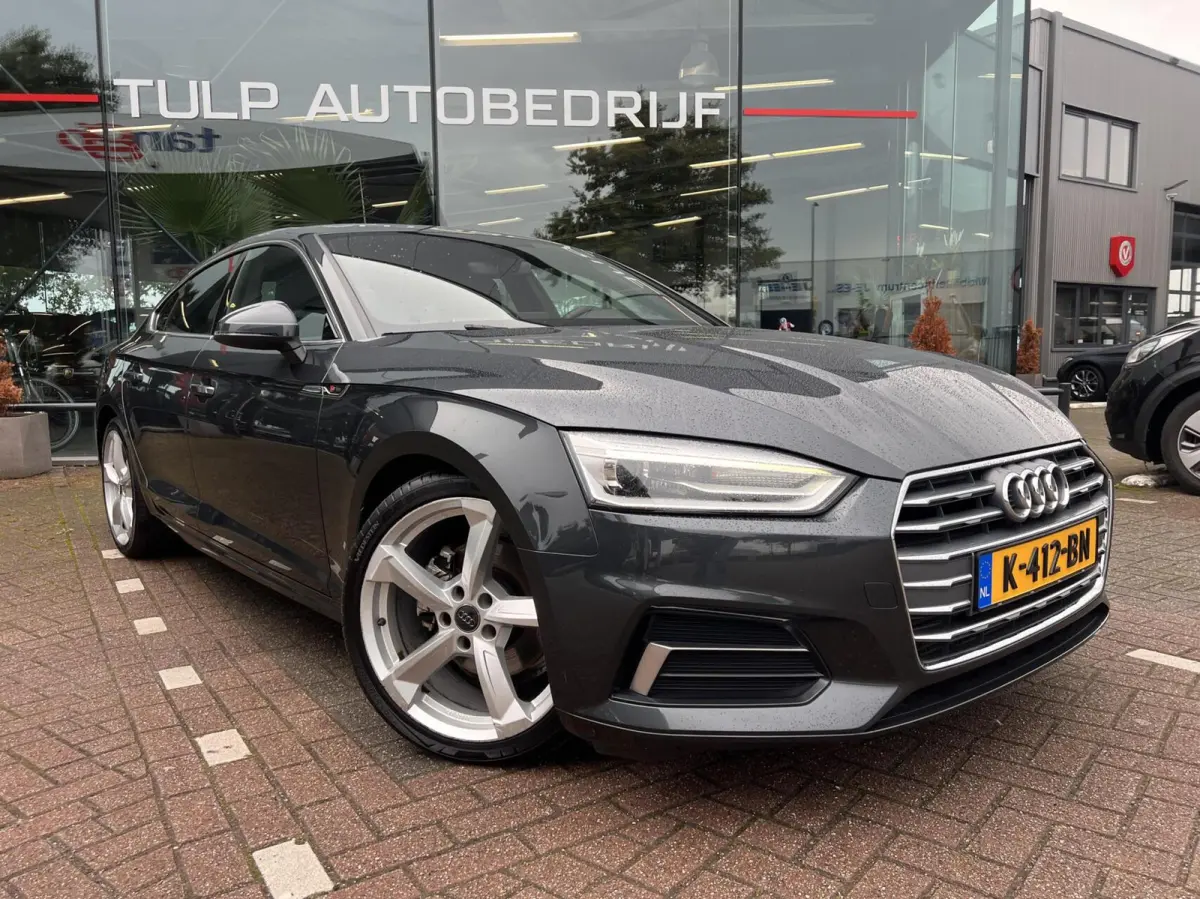 2.0 TFSI Launch Edition S-Line 19"LMV LED
