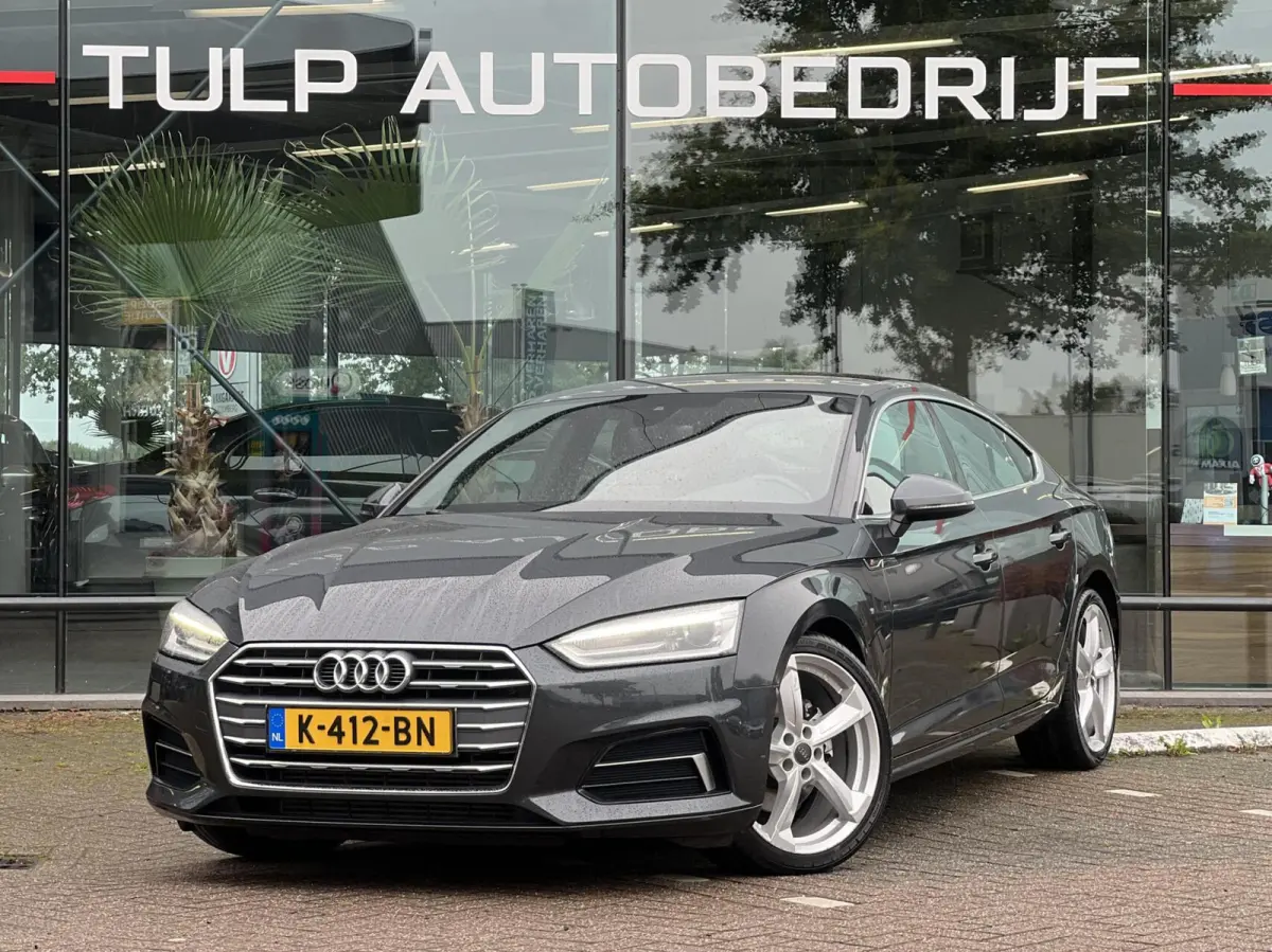 2.0 TFSI Launch Edition S-Line 19"LMV LED