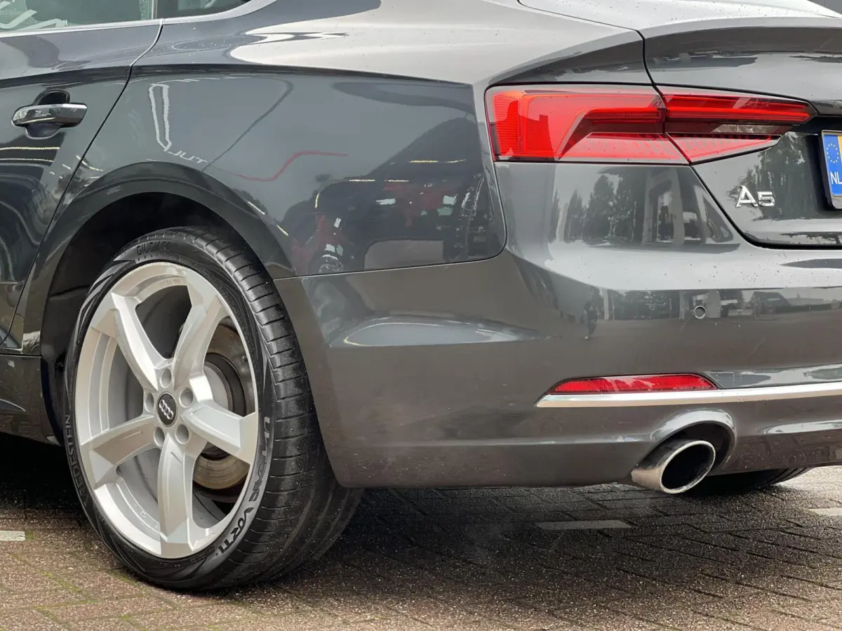 2.0 TFSI Launch Edition S-Line 19"LMV LED
