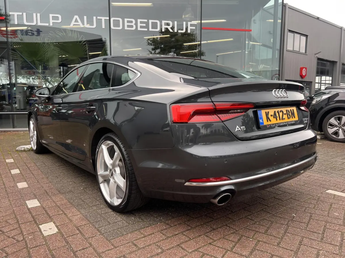2.0 TFSI Launch Edition S-Line 19"LMV LED