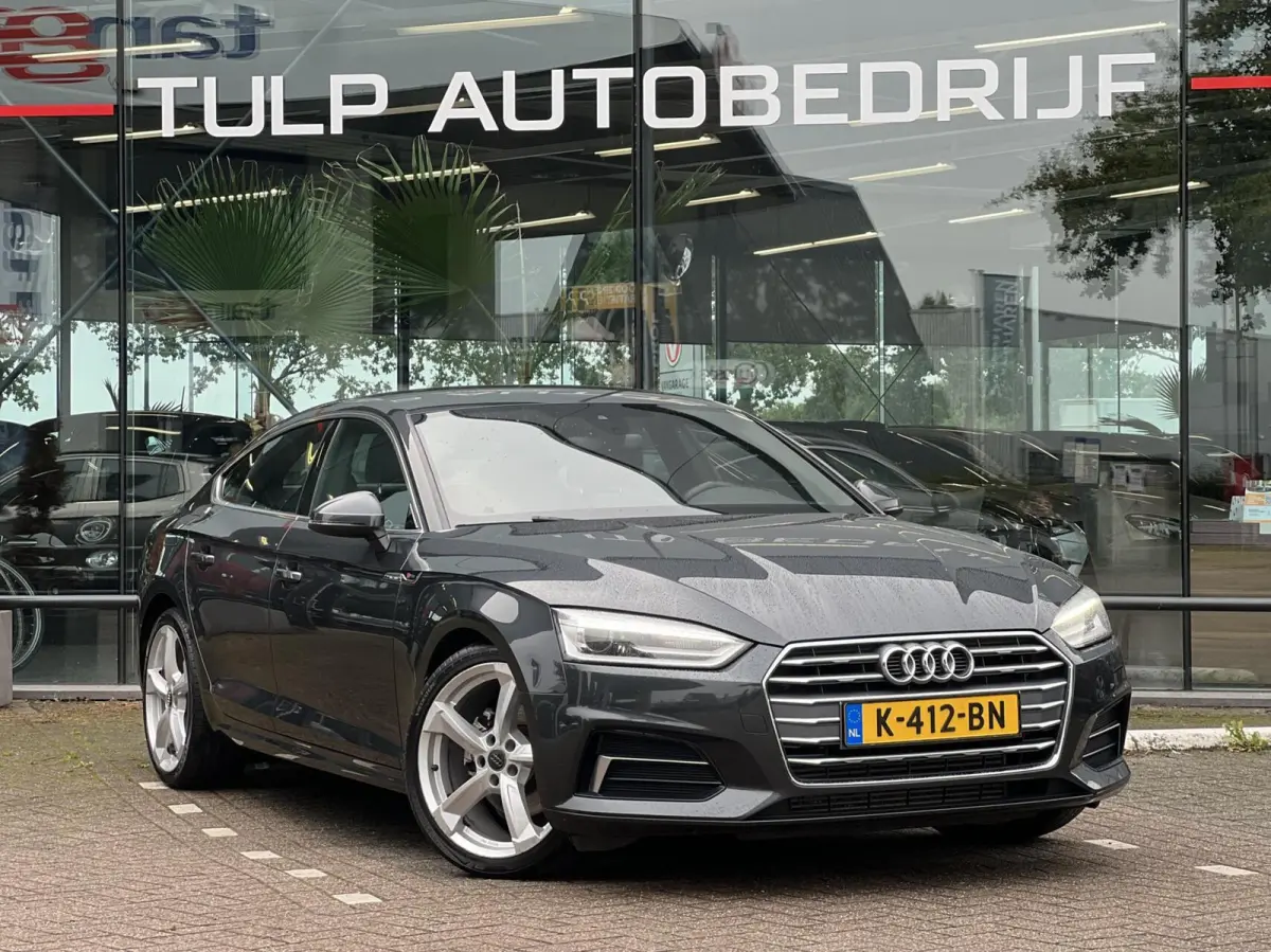 2.0 TFSI Launch Edition S-Line 19"LMV LED