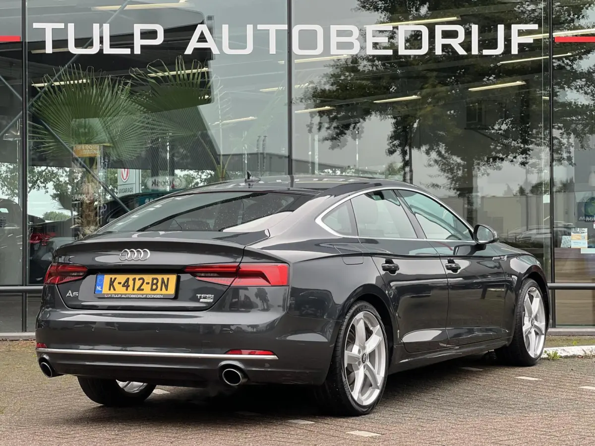 2.0 TFSI Launch Edition S-Line 19"LMV LED