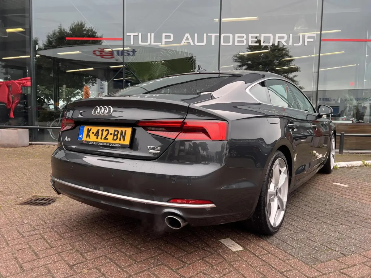 2.0 TFSI Launch Edition S-Line 19"LMV LED