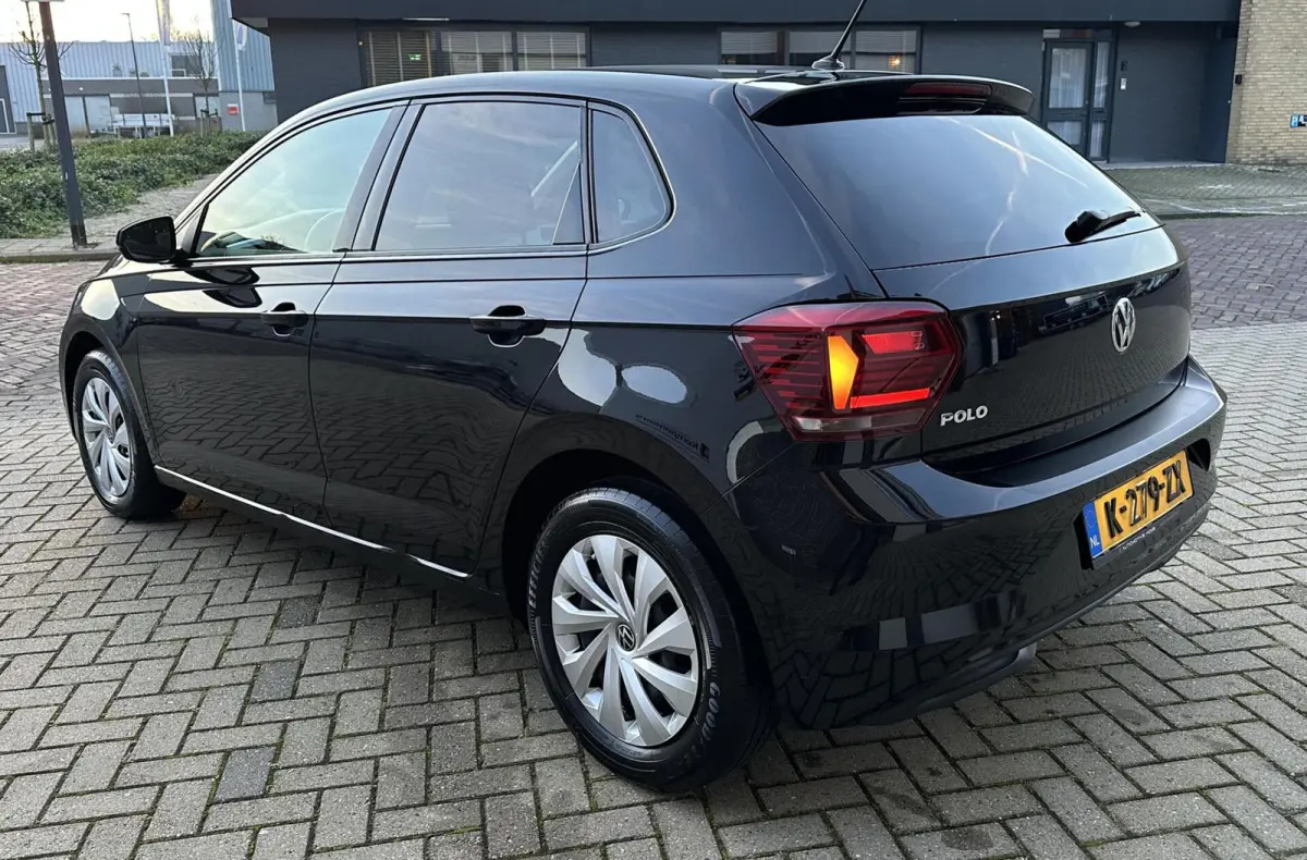 1.6 TDI Highline DSG/STOELVW/LED/SFEERVL/PDC