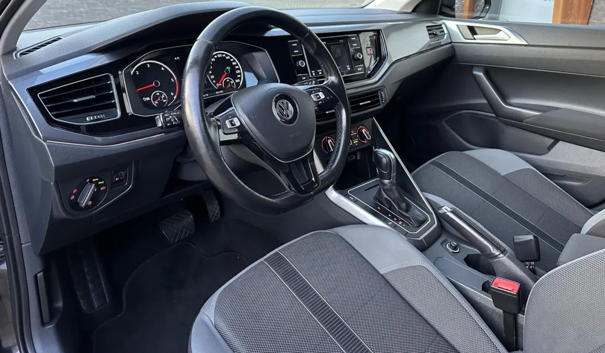 1.6 TDI Highline DSG/STOELVW/LED/SFEERVL/PDC