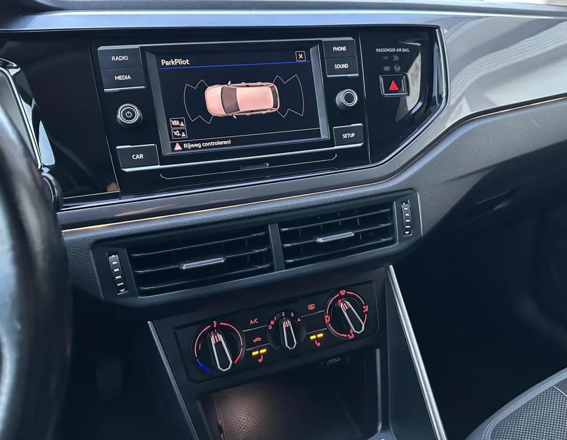 1.6 TDI Highline DSG/STOELVW/LED/SFEERVL/PDC