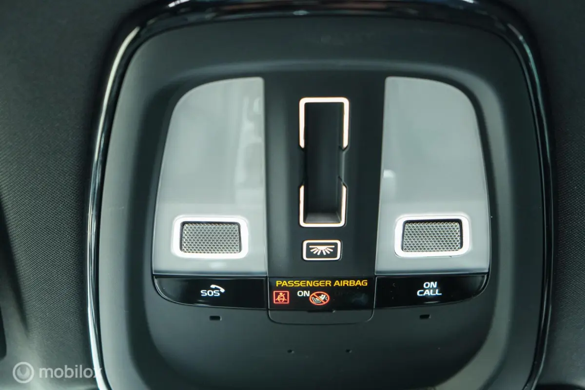 2.0 T6 Plug-in hybrid AWD Plus Dark Longe Range | Pano | Harman Kardon | 360 camera | Trekhaak | ACC | HUD | 21" wielen | Stoel en stuurwielverwarming