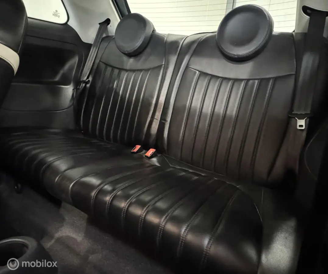0.9 TwinAir Turbo Lounge [ NAP schuif kantel pano leer led ]