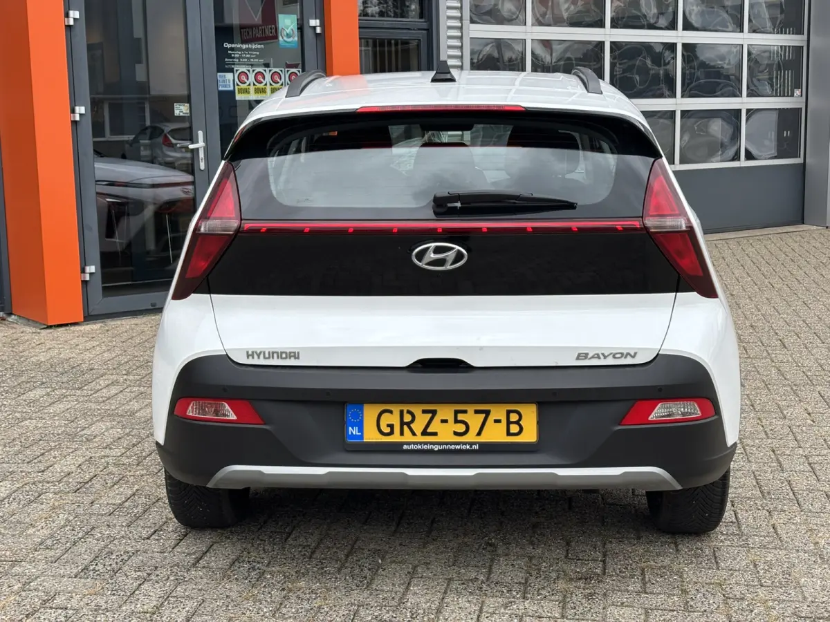 1.0 T-GDI Comfort / Camera / Applecarplay/AndroidAuto / Allseason Banden /