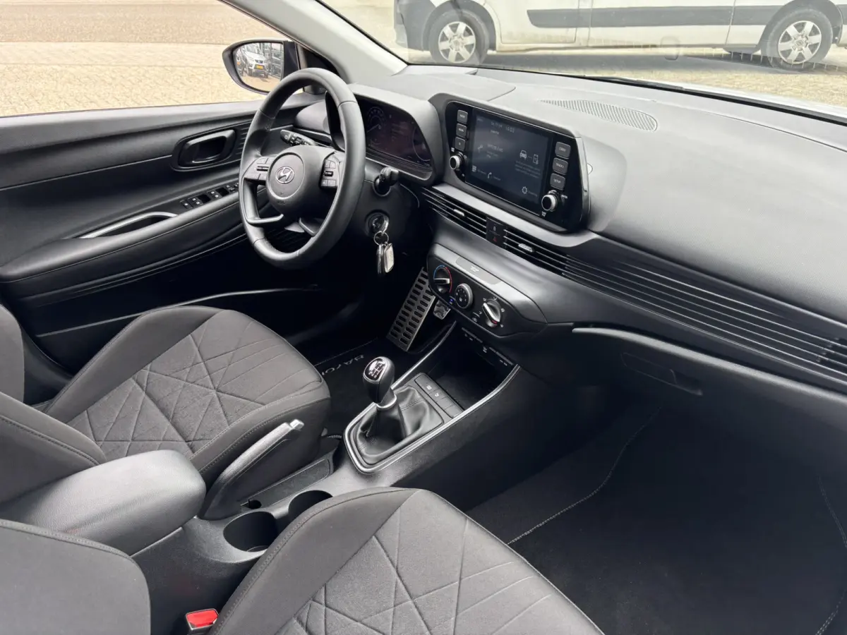 1.0 T-GDI Comfort / Camera / Applecarplay/AndroidAuto / Allseason Banden /