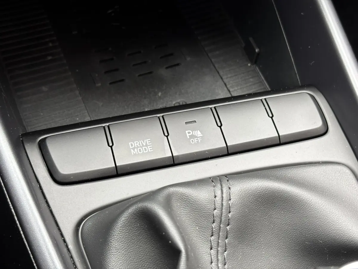 1.0 T-GDI Comfort / Camera / Applecarplay/AndroidAuto / Allseason Banden /