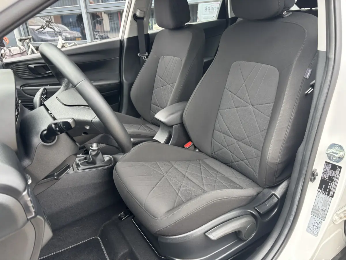 1.0 T-GDI Comfort / Camera / Applecarplay/AndroidAuto / Allseason Banden /