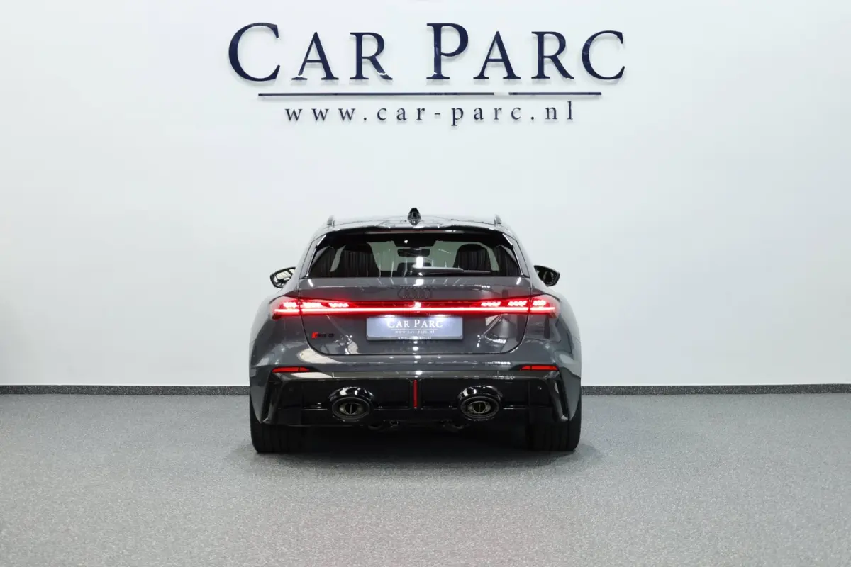 RS5 Avant 2.9 TFSI e-hybrid quattro 640+PK KERAMISCH/CARBON/B&O//PANO/LEER+S.VERKOELING+MASSAGE/21"/360/ACC/FABRIEKSGARANTIE!