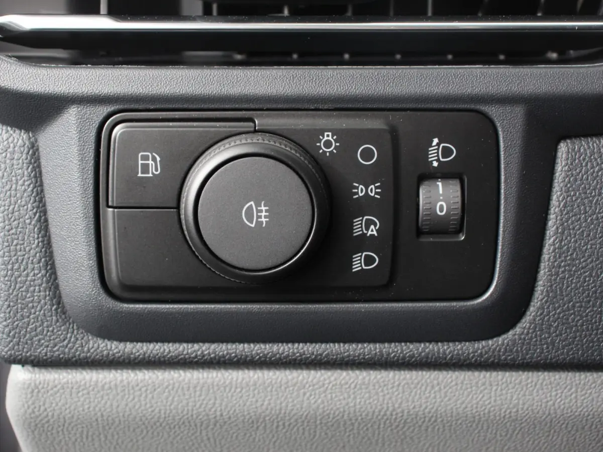 340 2.5 PHEV L2H1 Limited Automaat Incl. BTW/BPM! Airco ECC 2 x Schuifdeur Asisstance Pack Premium Full Options!
