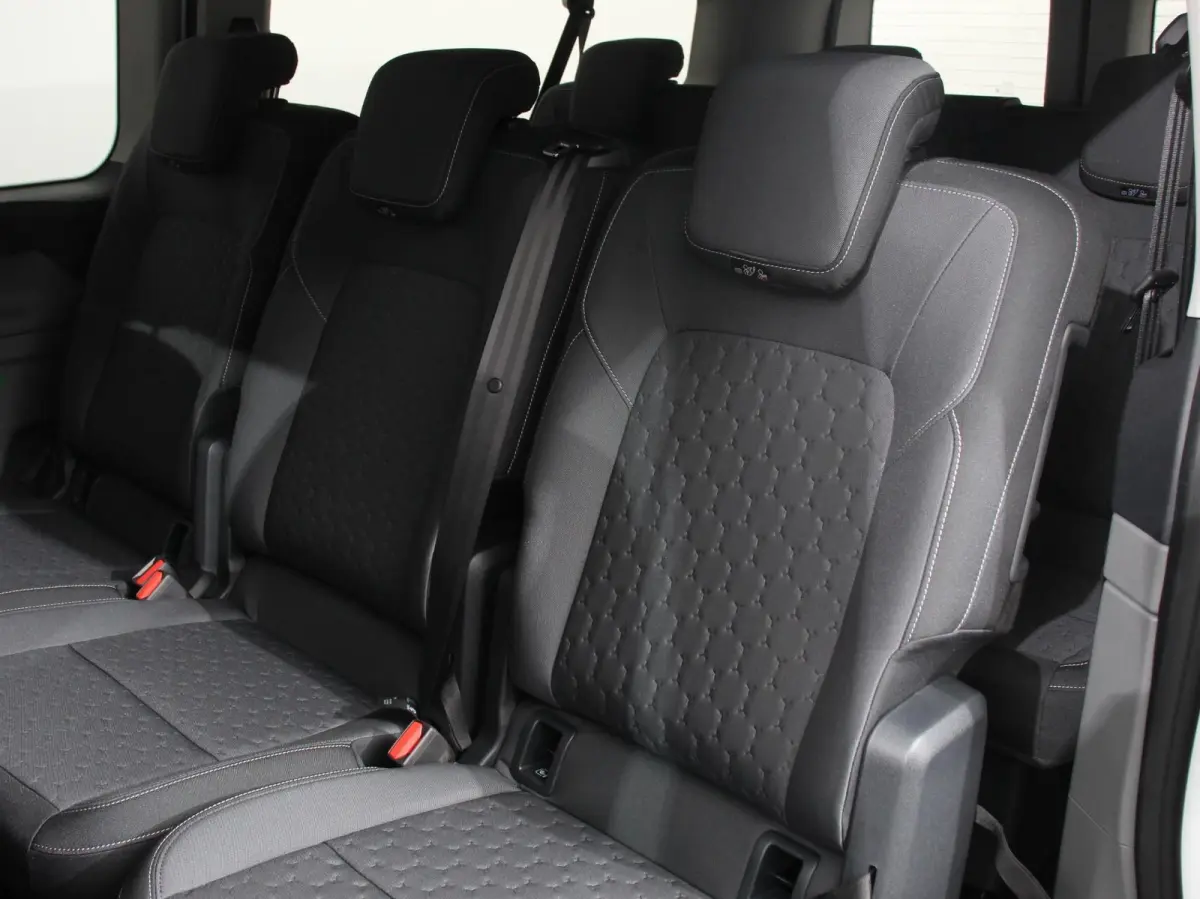 340 2.5 PHEV L2H1 Limited Automaat Incl. BTW/BPM! Airco ECC 2 x Schuifdeur Asisstance Pack Premium Full Options!