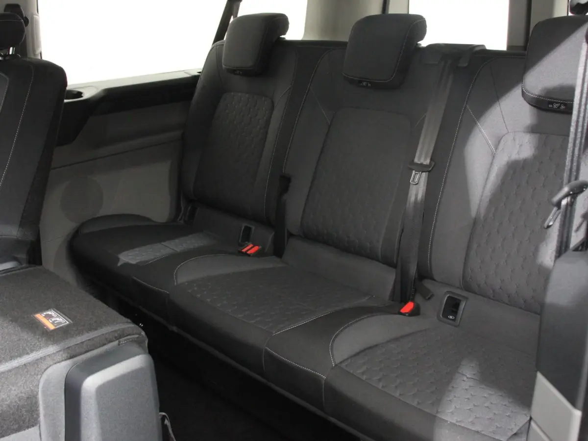340 2.5 PHEV L2H1 Limited Automaat Incl. BTW/BPM! Airco ECC 2 x Schuifdeur Asisstance Pack Premium Full Options!