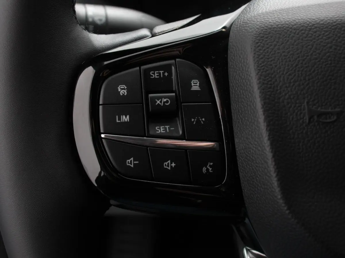 340 2.5 PHEV L2H1 Limited Automaat Incl. BTW/BPM! Airco ECC 2 x Schuifdeur Asisstance Pack Premium Full Options!