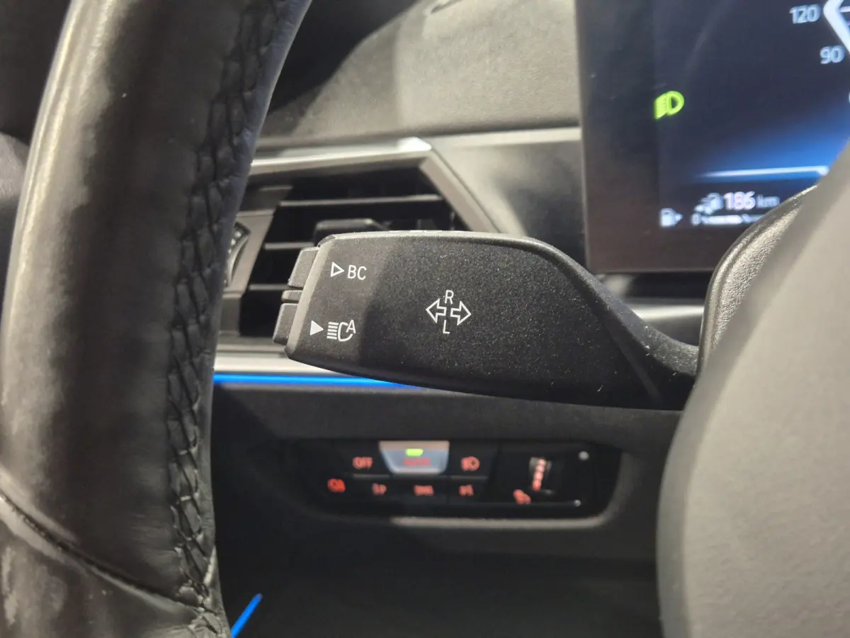 330e xDrive M-Sport | Panorama | HUD | Full optie