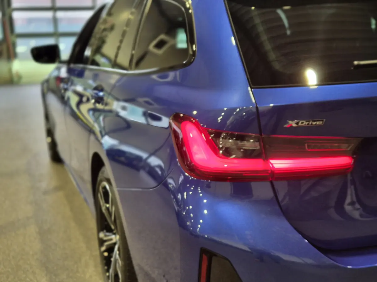 330e xDrive M-Sport | Panorama | HUD | Full optie