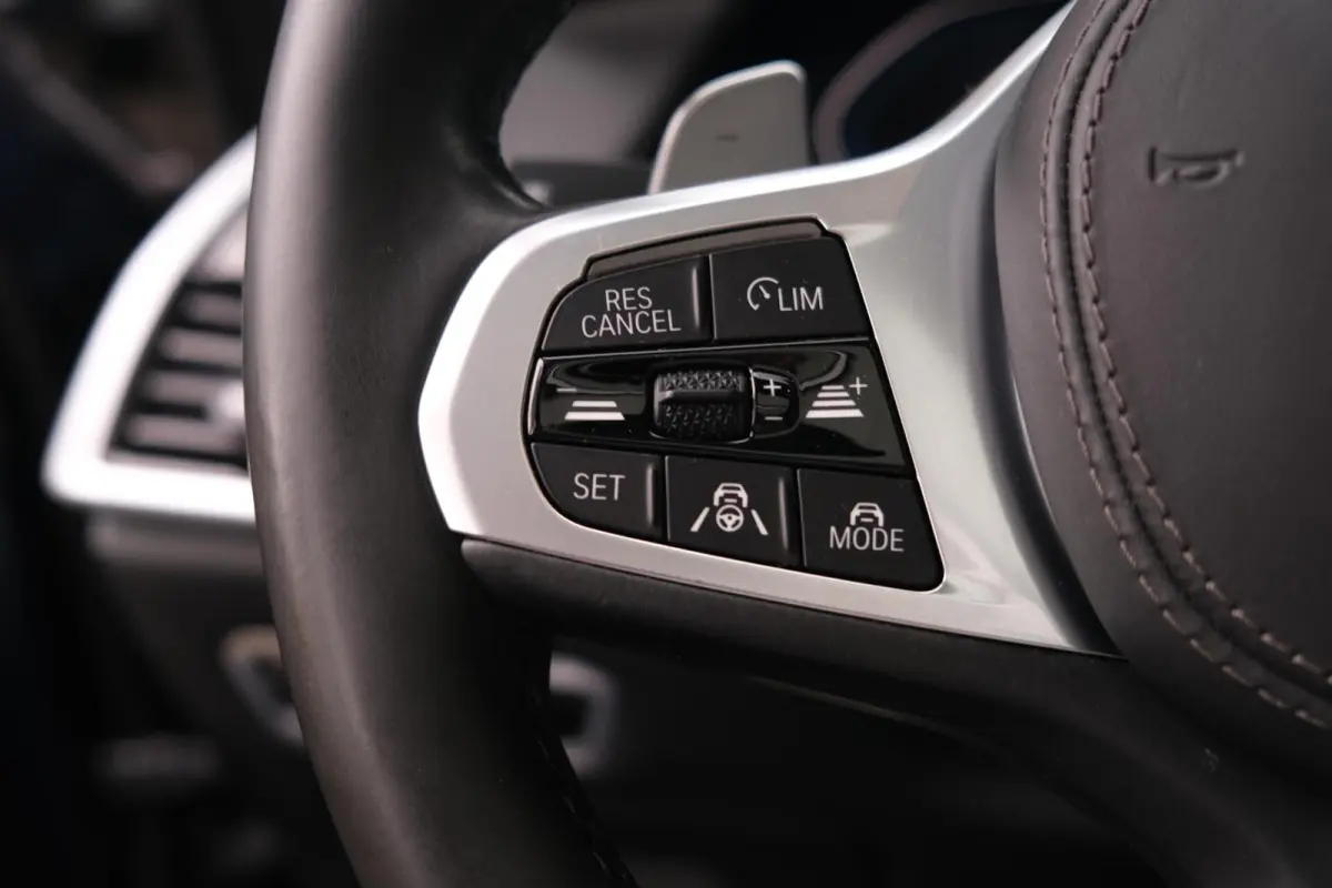 xDrive45e High Executive|Rijklaar!|M-Sport|Achterasbesturing|ACC|Pano|HUD|Trekhaak|HK|Camera|CoPilot|Luchtvering