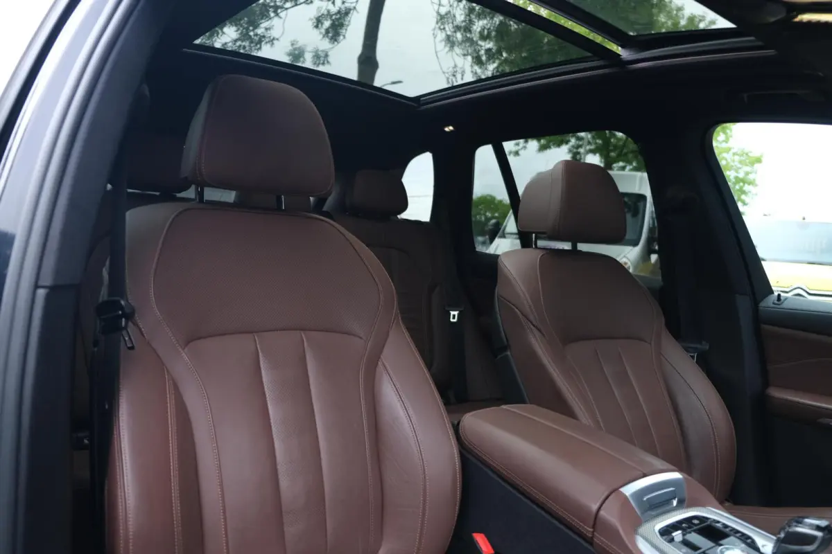 xDrive45e High Executive|Rijklaar!|M-Sport|Achterasbesturing|ACC|Pano|HUD|Trekhaak|HK|Camera|CoPilot|Luchtvering