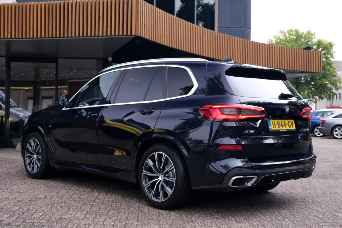 xDrive45e High Executive|Rijklaar!|M-Sport|Achterasbesturing|ACC|Pano|HUD|Trekhaak|HK|Camera|CoPilot|Luchtvering