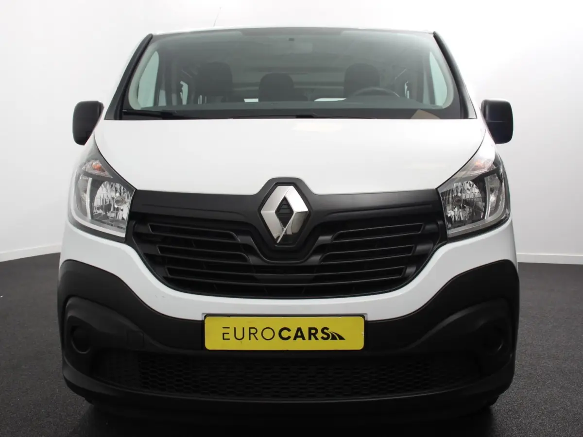 1.6 dCi Zen Energy 9persoons PERSONENBUS Prijs incl. btw/bpm  Airco Trekhaak Radio Elektrische pakket