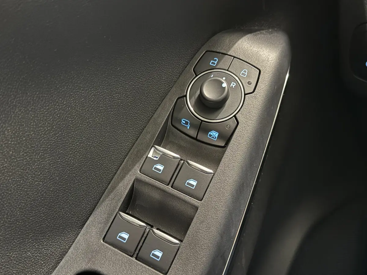 1.0 EcoBoost Automaat Titanium Adaptive Cruise Winterpakket Camera Stoelverwarming Navi
