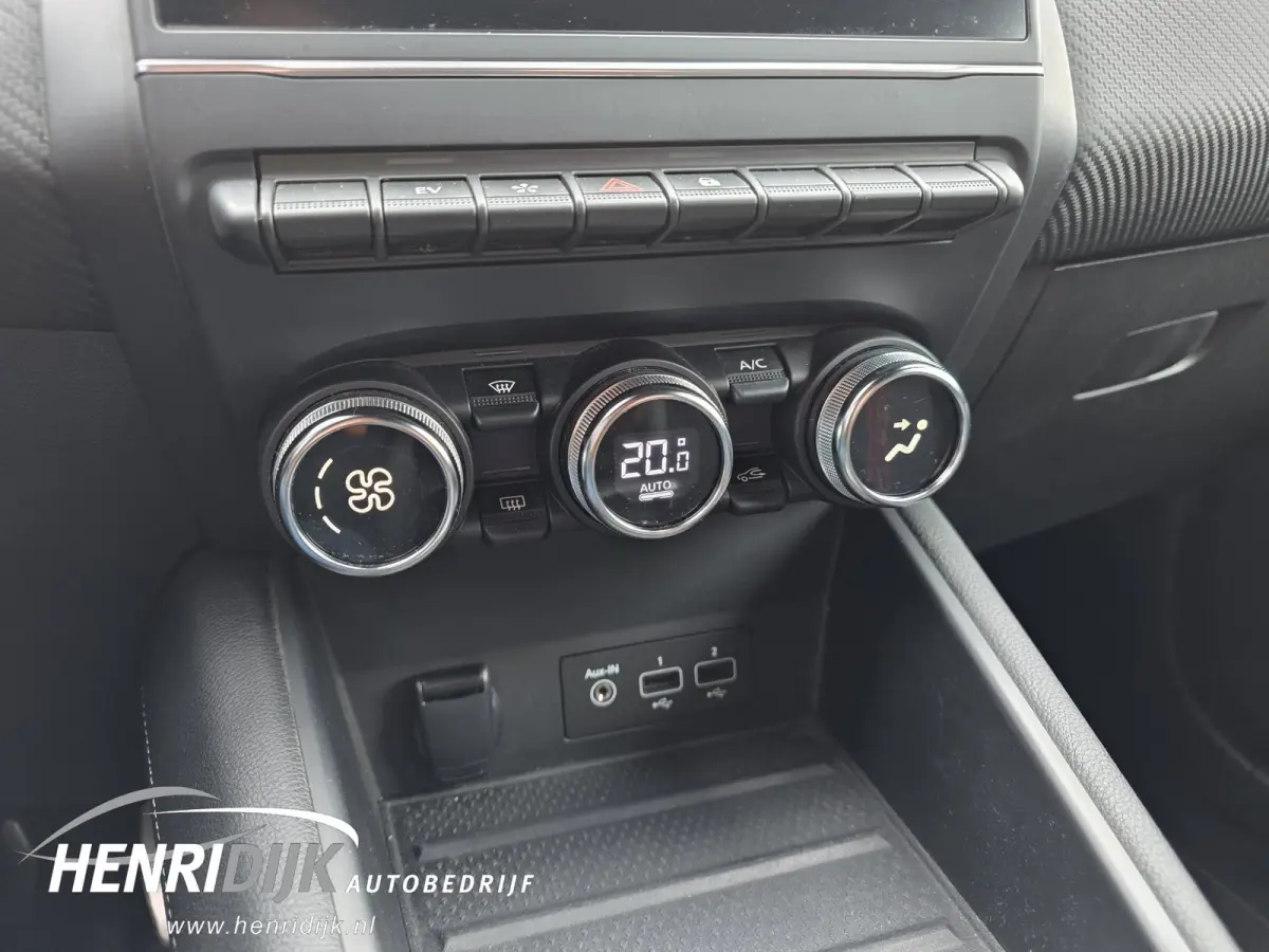 1.6 E-Tech Hybrid 145 R.S. Line Navi / Camera / Cruise / Clima