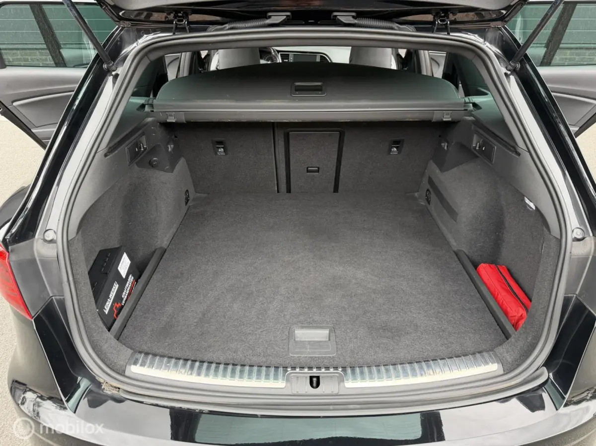 1.8 TSI 180PK! DSG FR Business Intense 57.000KM! FULL OPTIONS
