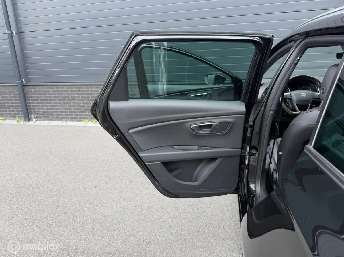 1.8 TSI 180PK! DSG FR Business Intense 57.000KM! FULL OPTIONS