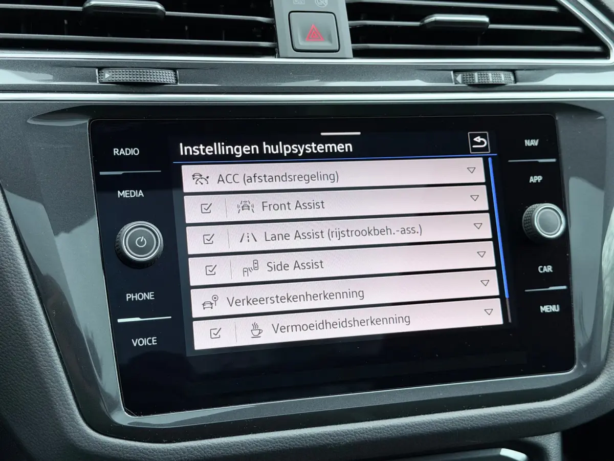 1.5 TSI R-Line Pano/Sfeer/Keyless/Blindspot