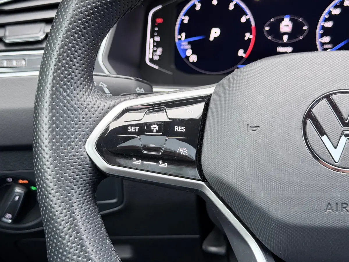 1.5 TSI R-Line Pano/Sfeer/Keyless/Blindspot